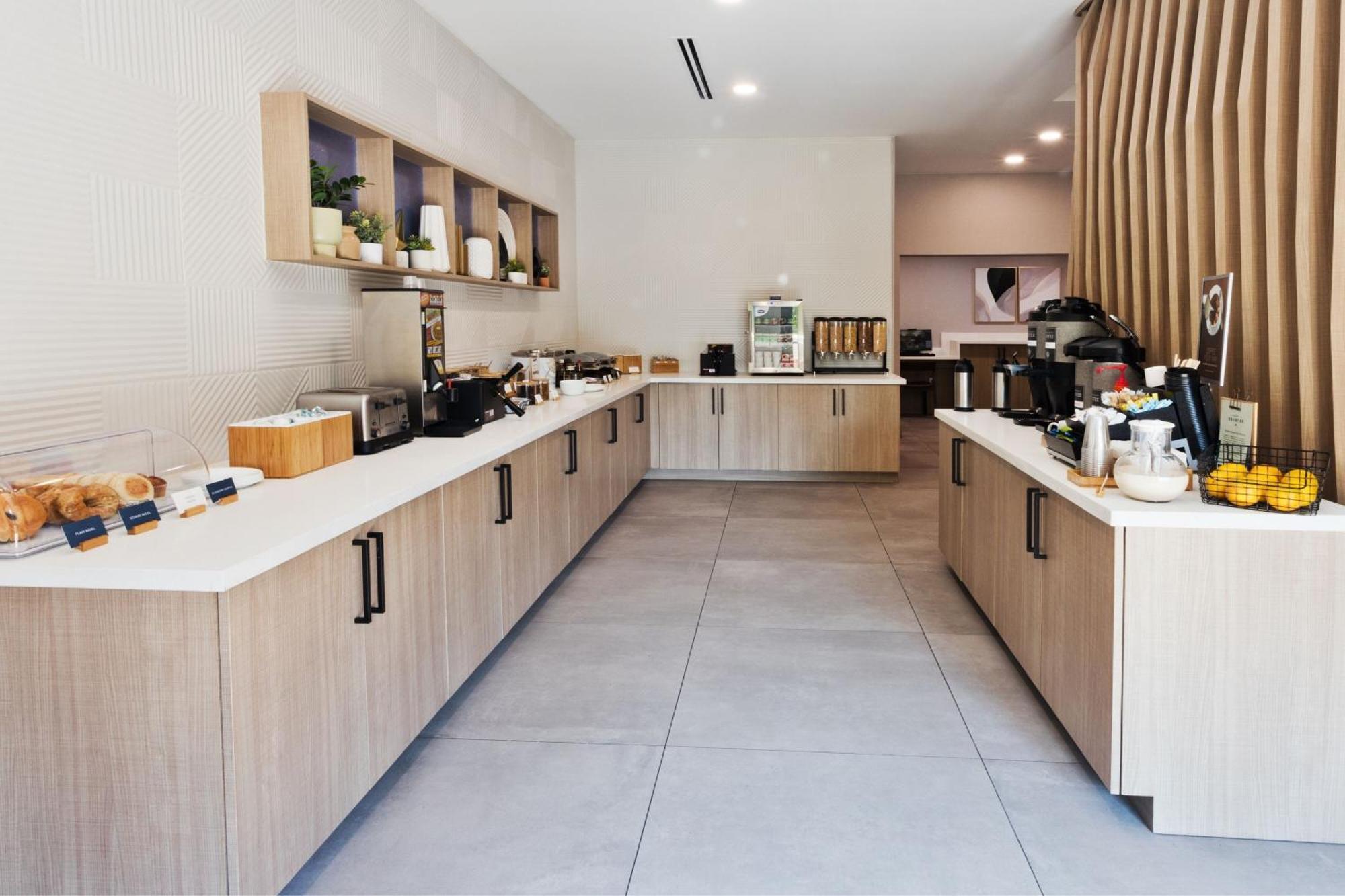 Springhill Suites Birmingham Colonnade Extérieur photo