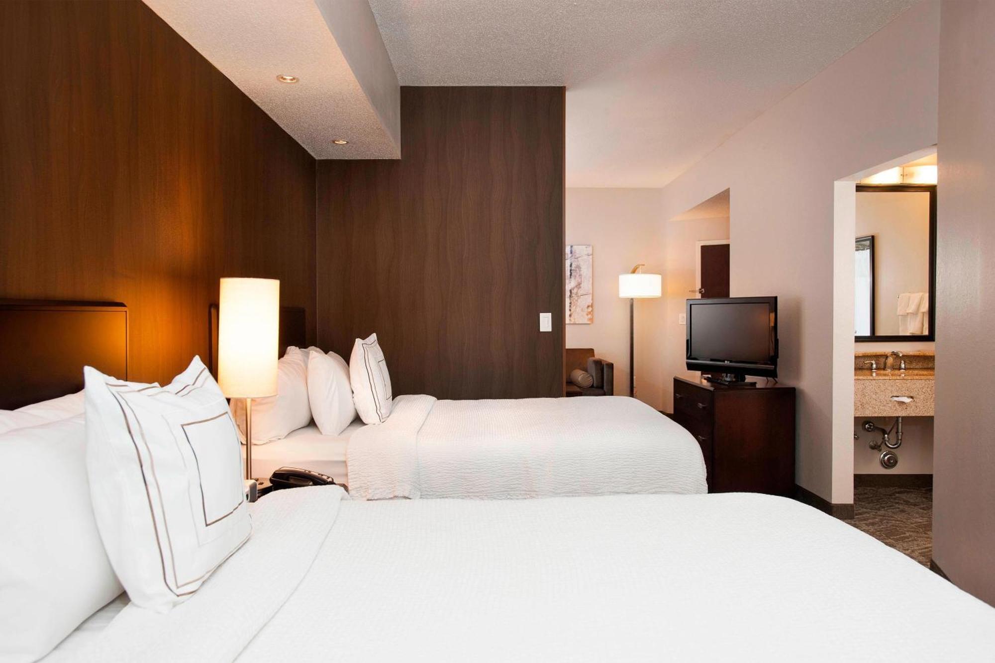 Springhill Suites Birmingham Colonnade Extérieur photo
