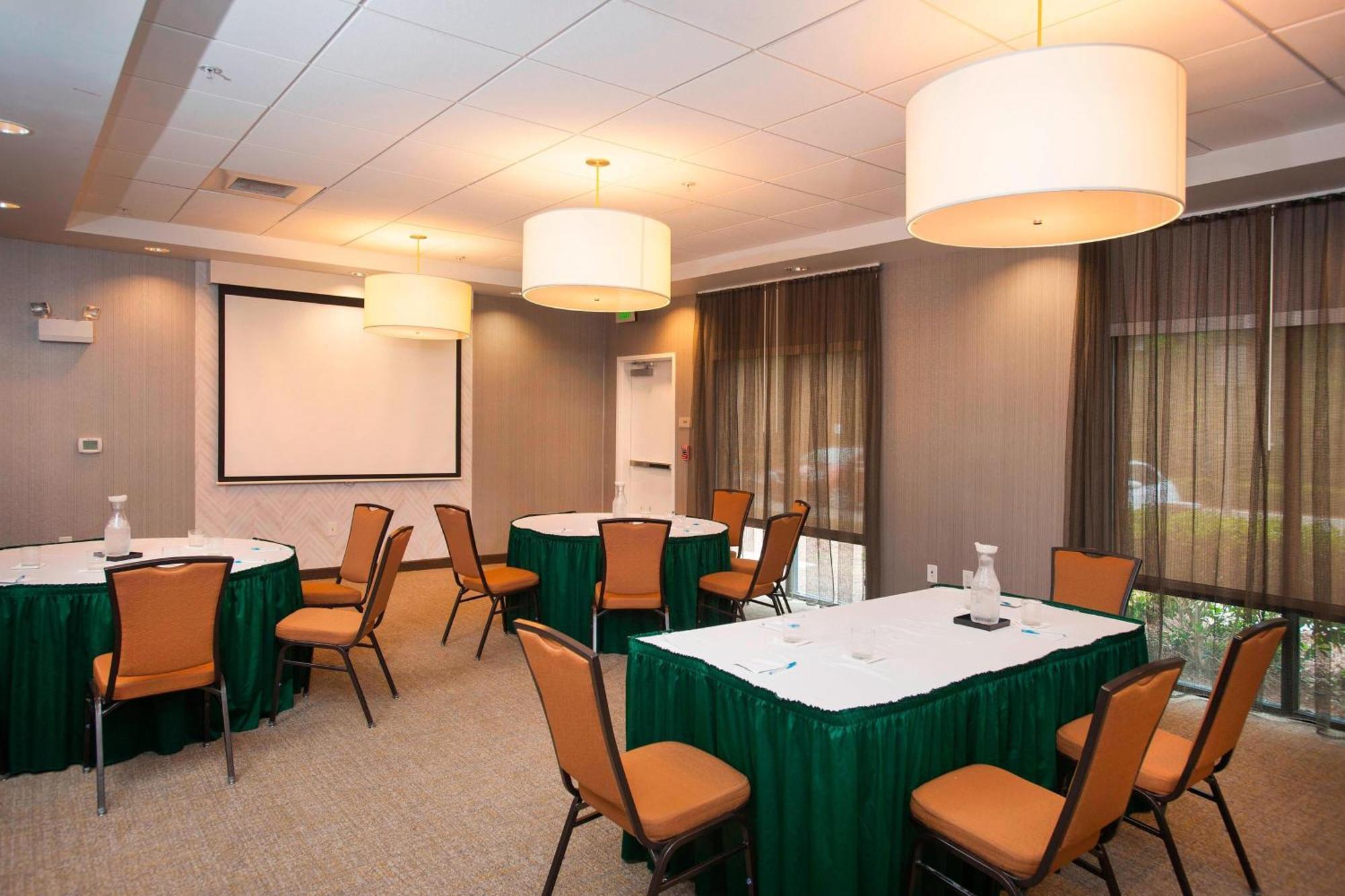 Springhill Suites Birmingham Colonnade Extérieur photo