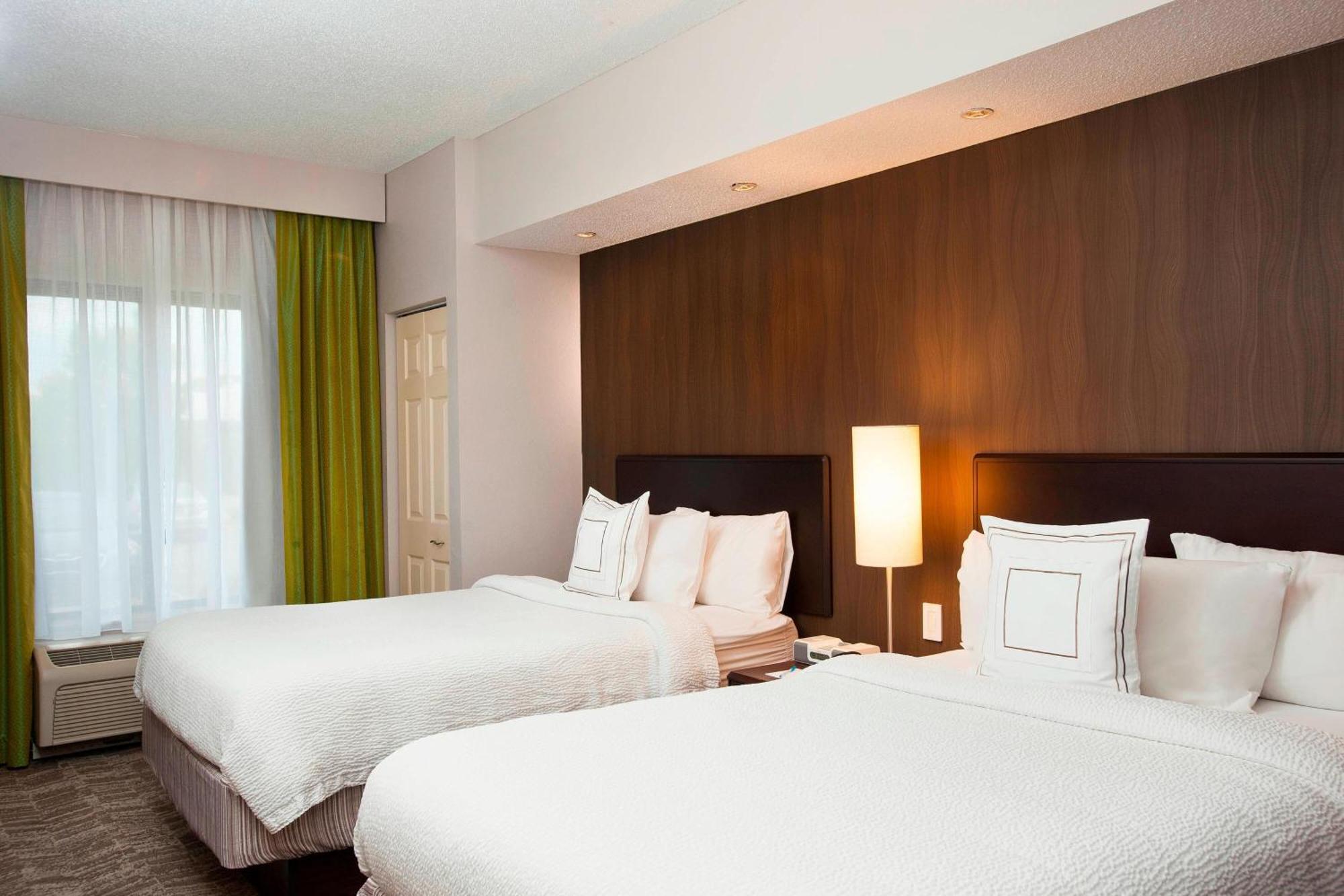 Springhill Suites Birmingham Colonnade Extérieur photo