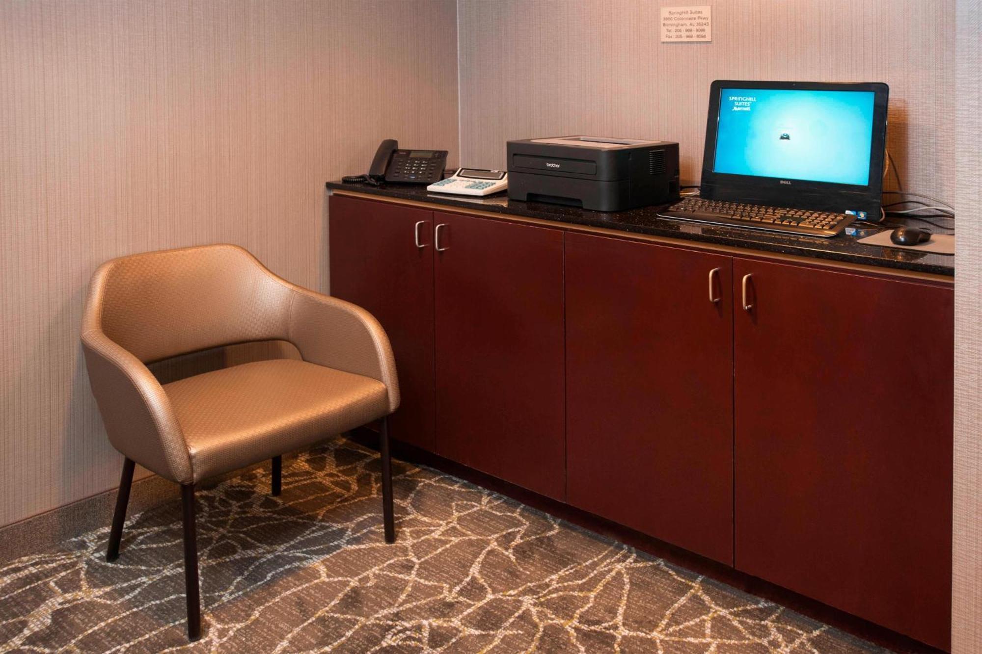 Springhill Suites Birmingham Colonnade Extérieur photo