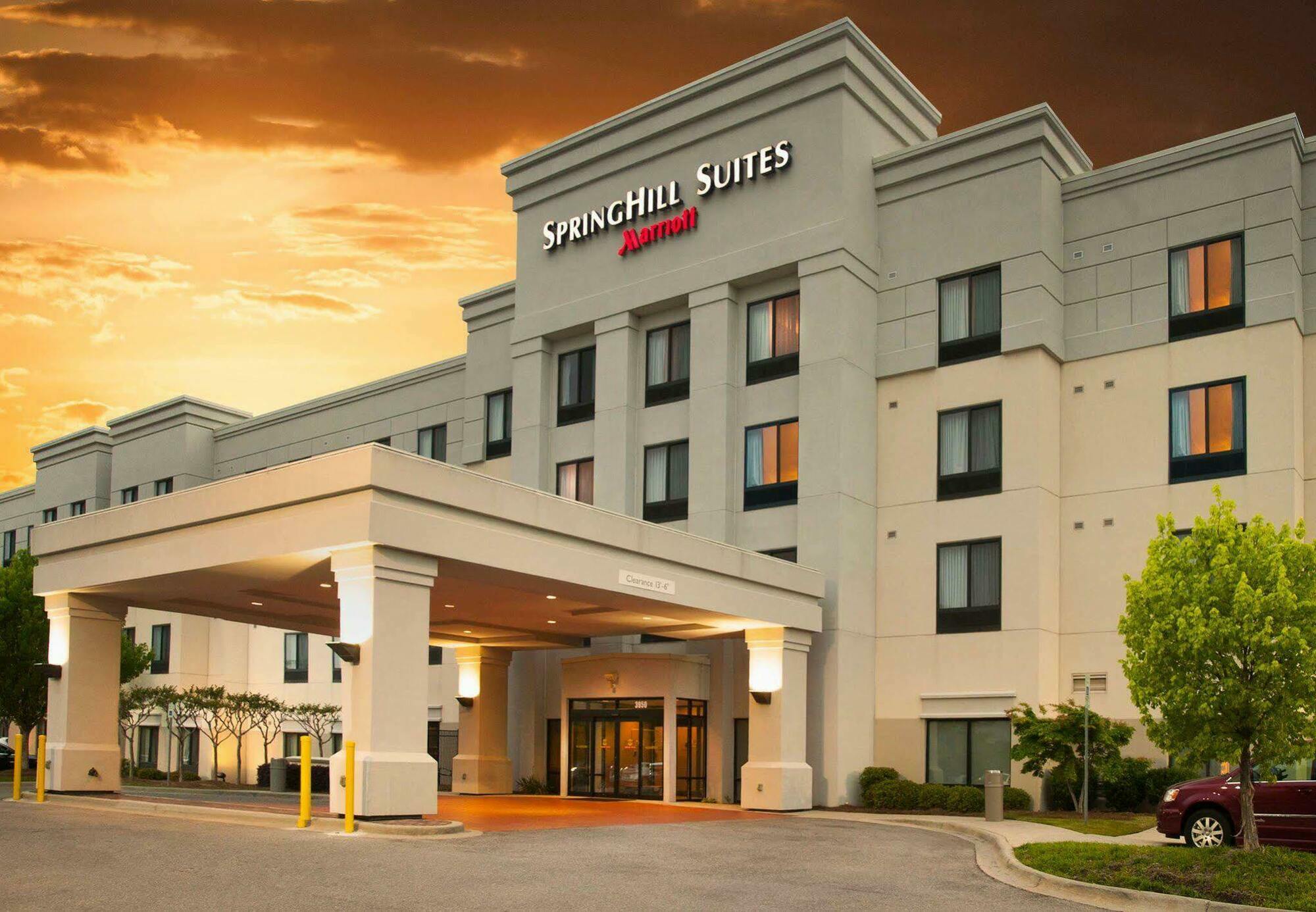 Springhill Suites Birmingham Colonnade Extérieur photo