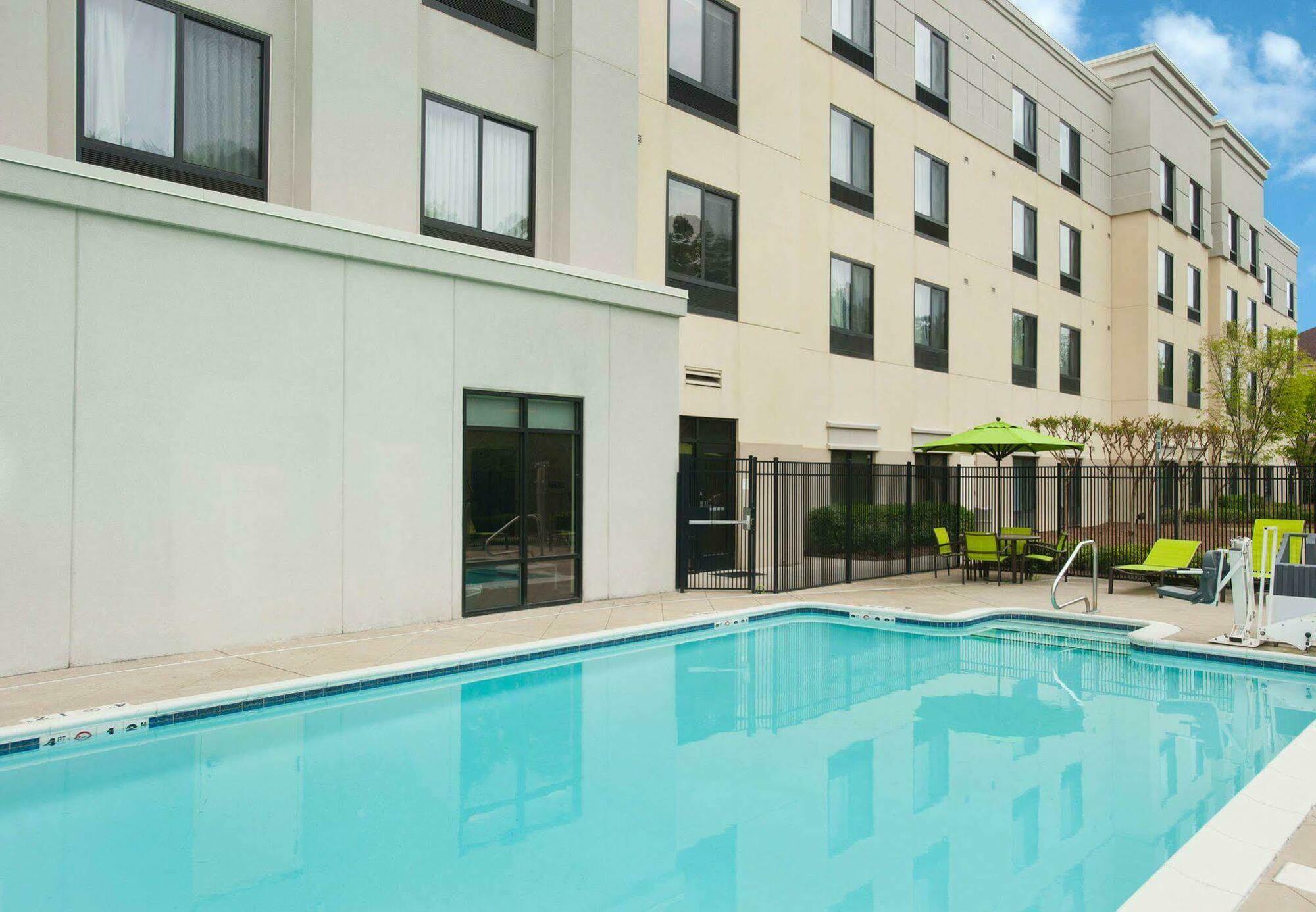 Springhill Suites Birmingham Colonnade Extérieur photo