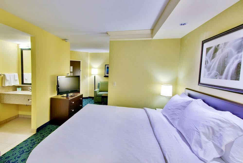 Springhill Suites Birmingham Colonnade Extérieur photo